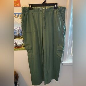 Green Cargo Sweatpants